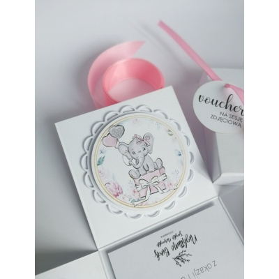 Zaproszenie na sesje fotograficzna z personalizacją - box